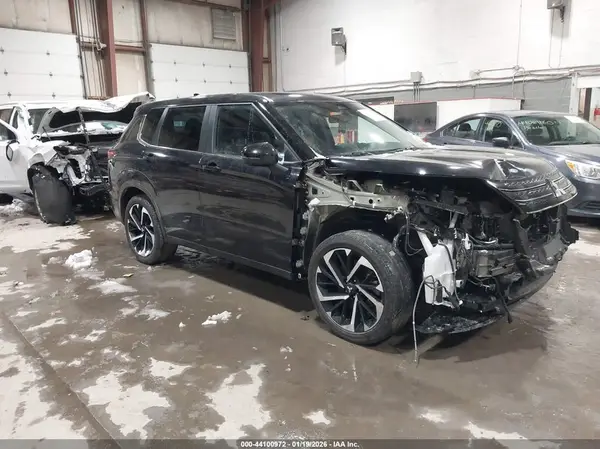 JA4J4VA86RZ021383 2024 MITSUBISHI OUTLANDER - Image 1
