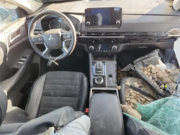 JA4J4VA86RZ039138 2024 MITSUBISHI OUTLANDER - Image 8
