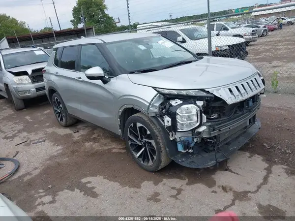JA4J4VA86RZ039334 2024 MITSUBISHI OUTLANDER - Image 1