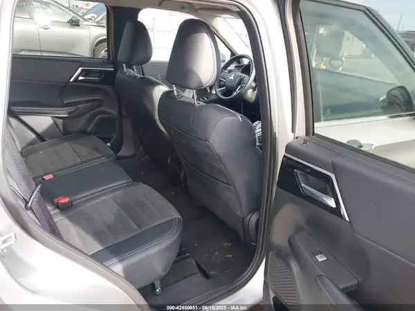 JA4J4VA86RZ049717 2024 MITSUBISHI OUTLANDER - Image 8