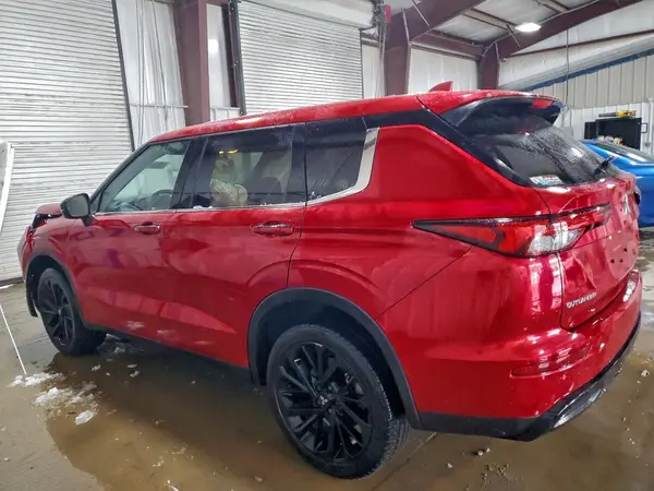 JA4J4VA86RZ055369 2024 MITSUBISHI OUTLANDER - Image 2