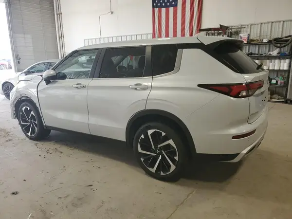 JA4J4VA86RZ059468 2024 MITSUBISHI OUTLANDER - Image 2