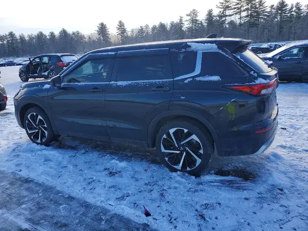JA4J4VA86RZ066467 2024 MITSUBISHI OUTLANDER - Image 2