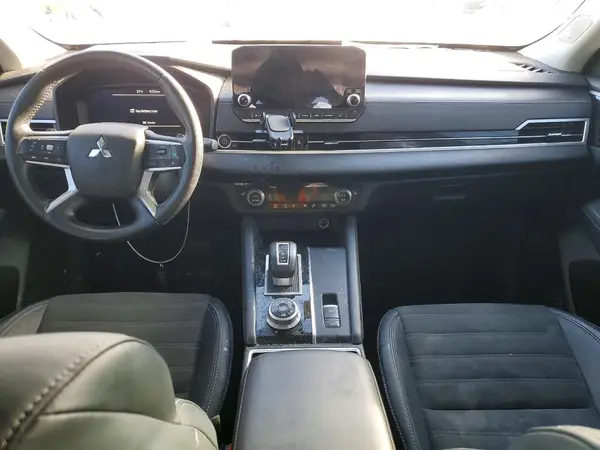 JA4J4VA86RZ066467 2024 MITSUBISHI OUTLANDER - Image 8