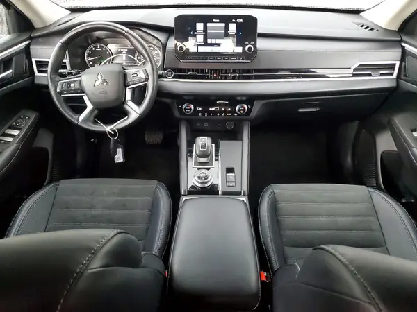JA4J4VA86RZ075587 2024 MITSUBISHI OUTLANDER - Image 8