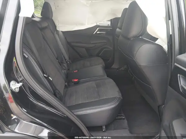 JA4J4VA86RZ076061 2024 MITSUBISHI OUTLANDER - Image 8