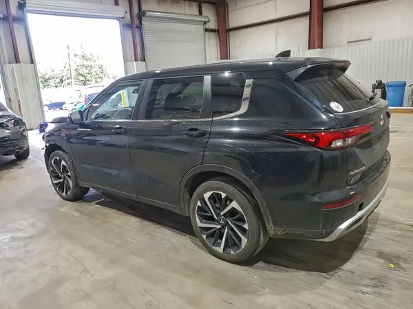 JA4J4VA86RZ078246 2024 MITSUBISHI OUTLANDER - Image 2