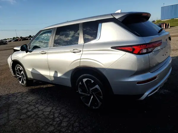 JA4J4VA86RZ079803 2024 MITSUBISHI OUTLANDER - Image 2