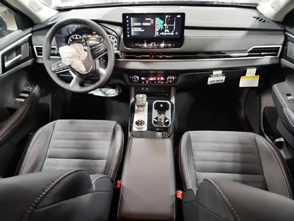 JA4J4VA86SZ022880 2025 MITSUBISHI OUTLANDER - Image 8