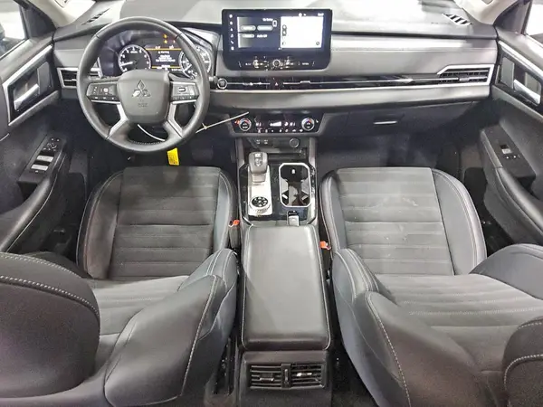 JA4J4VA86SZ033216 2025 MITSUBISHI OUTLANDER - Image 8