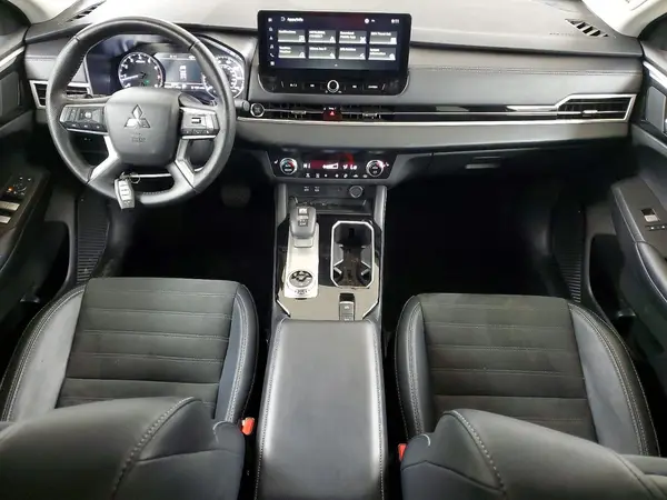 JA4J4VA86SZ038383 2025 MITSUBISHI OUTLANDER - Image 8