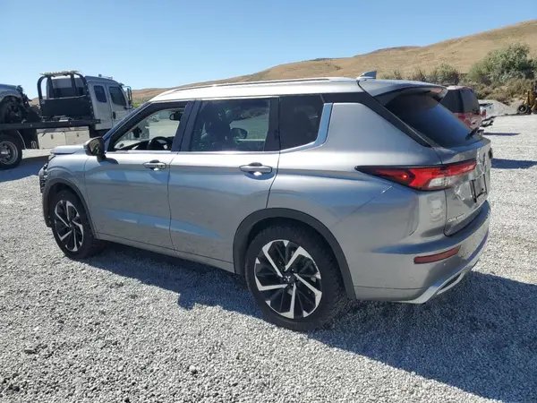 JA4J4VA87NZ064334 2022 MITSUBISHI OUTLANDER - Image 2
