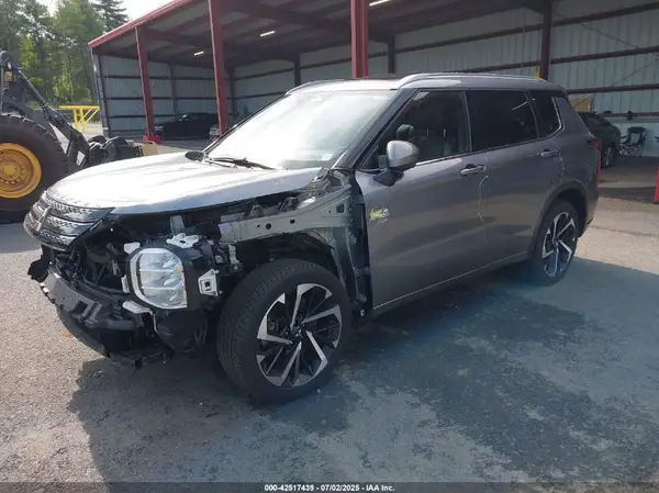 JA4J4VA87NZ073776 2022 MITSUBISHI OUTLANDER - Image 2