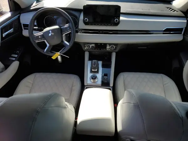 JA4J4VA87NZ081781 2022 MITSUBISHI OUTLANDER - Image 8