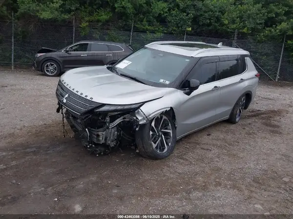 JA4J4VA87NZ090464 2022 MITSUBISHI OUTLANDER - Image 2