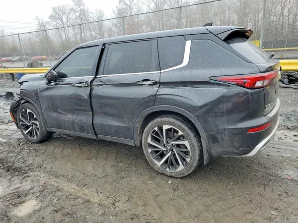 JA4J4VA87RZ004379 2024 MITSUBISHI OUTLANDER - Image 2