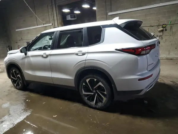 JA4J4VA87RZ015754 2024 MITSUBISHI OUTLANDER - Image 2
