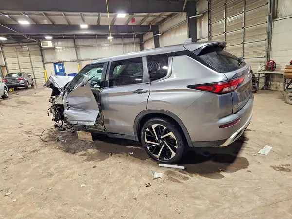 JA4J4VA87RZ021473 2024 MITSUBISHI OUTLANDER - Image 2