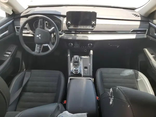 JA4J4VA87RZ049600 2024 MITSUBISHI OUTLANDER - Image 8