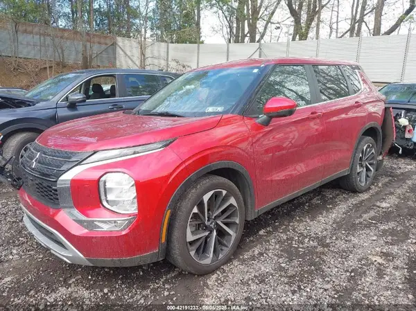JA4J4VA87RZ052447 2024 MITSUBISHI OUTLANDER - Image 2