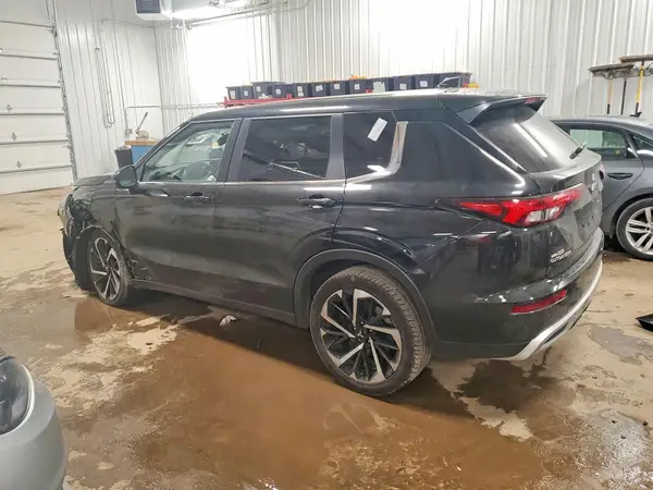 JA4J4VA87RZ083357 2024 MITSUBISHI OUTLANDER - Image 2