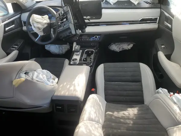 JA4J4VA87SZ017994 2025 MITSUBISHI OUTLANDER - Image 8
