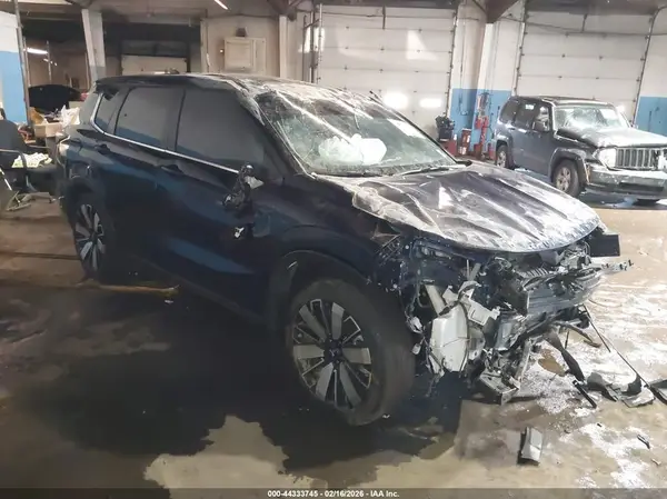 JA4J4VA87SZ024766 2025 MITSUBISHI OUTLANDER - Image 1