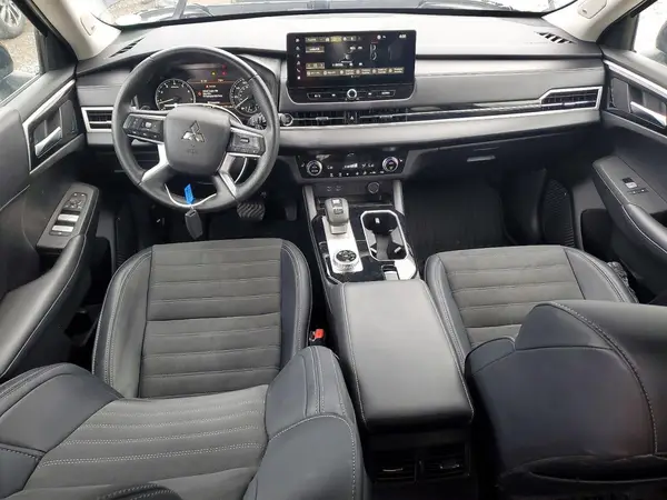JA4J4VA87SZ032513 2025 MITSUBISHI OUTLANDER - Image 8