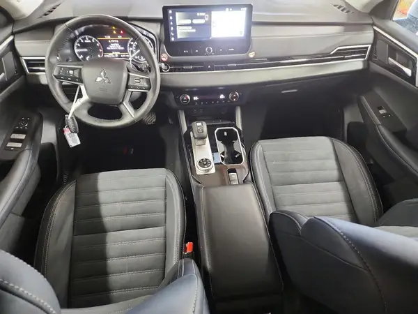 JA4J4VA87SZ045830 2025 MITSUBISHI OUTLANDER - Image 8