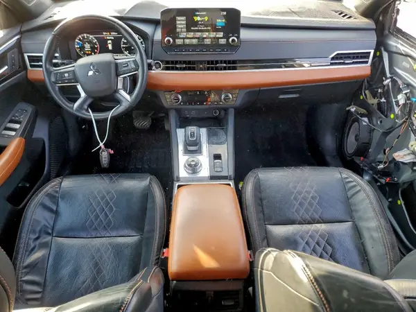 JA4J4VA88NZ030225 2022 MITSUBISHI OUTLANDER - Image 8