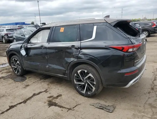 JA4J4VA88PZ022323 2023 MITSUBISHI OUTLANDER - Image 2