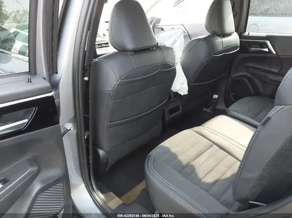 JA4J4VA88RZ003001 2024 MITSUBISHI OUTLANDER - Image 8