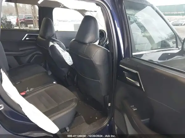 JA4J4VA88RZ015830 2024 MITSUBISHI OUTLANDER - Image 8