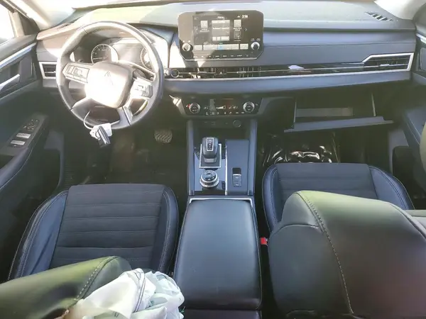 JA4J4VA88RZ032059 2024 MITSUBISHI OUTLANDER - Image 8