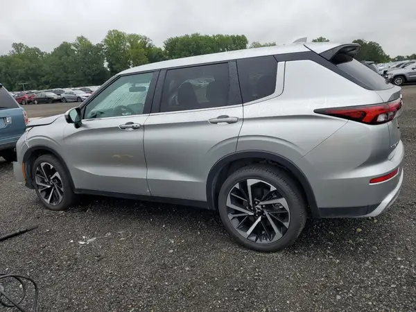 JA4J4VA88RZ042929 2024 MITSUBISHI OUTLANDER - Image 2