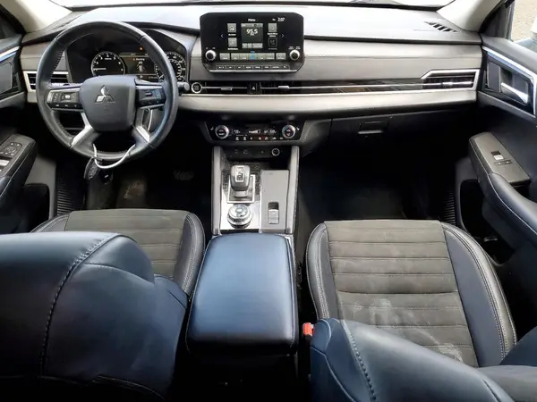 JA4J4VA88RZ043241 2024 MITSUBISHI OUTLANDER - Image 8