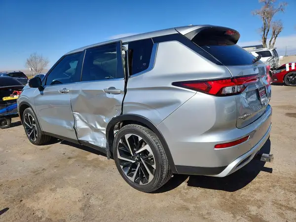 JA4J4VA88RZ049797 2024 MITSUBISHI OUTLANDER - Image 2