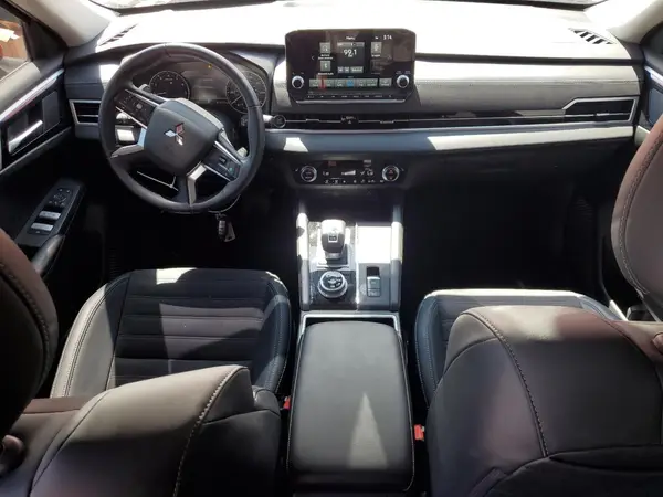 JA4J4VA88RZ054708 2024 MITSUBISHI OUTLANDER - Image 8