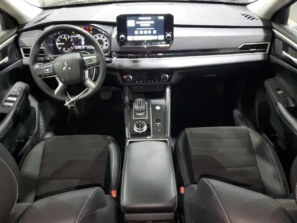 JA4J4VA88RZ059536 2024 MITSUBISHI OUTLANDER - Image 8