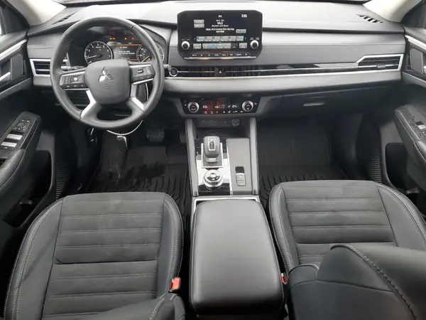JA4J4VA88RZ064039 2024 MITSUBISHI OUTLANDER - Image 8