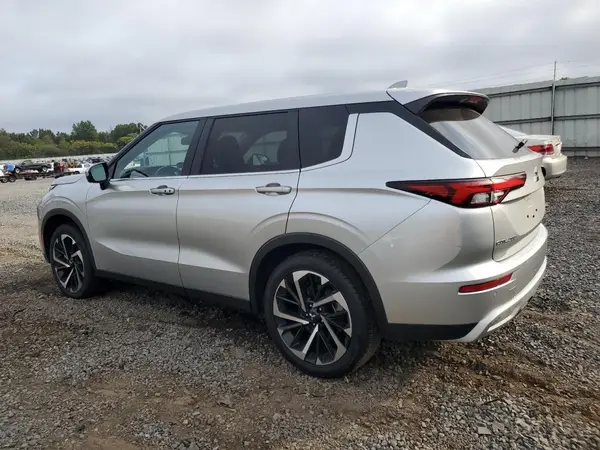 JA4J4VA88RZ065689 2024 MITSUBISHI OUTLANDER - Image 2