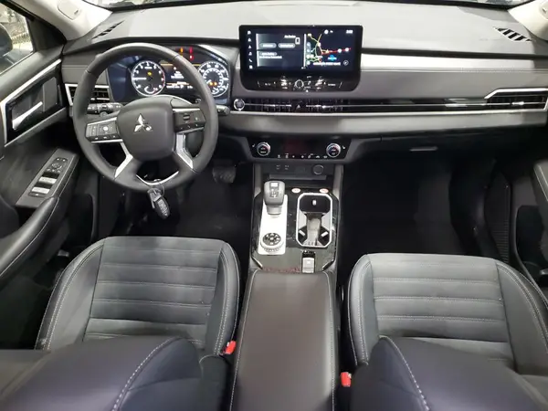 JA4J4VA88SZ037588 2025 MITSUBISHI OUTLANDER - Image 8