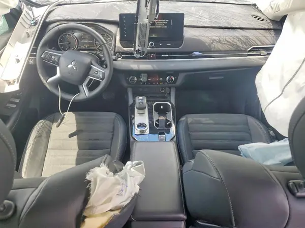 JA4J4VA88SZ055749 2025 MITSUBISHI OUTLANDER - Image 8