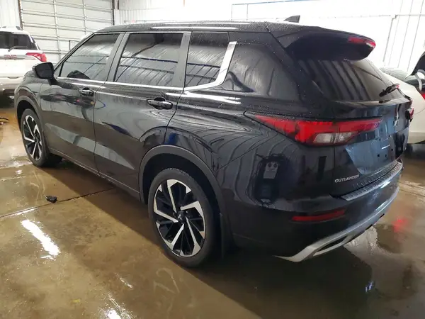 JA4J4VA89RZ005453 2024 MITSUBISHI OUTLANDER - Image 2