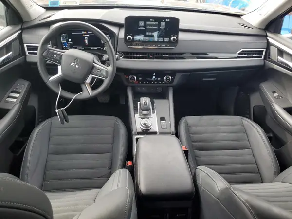JA4J4VA89RZ013827 2024 MITSUBISHI OUTLANDER - Image 8