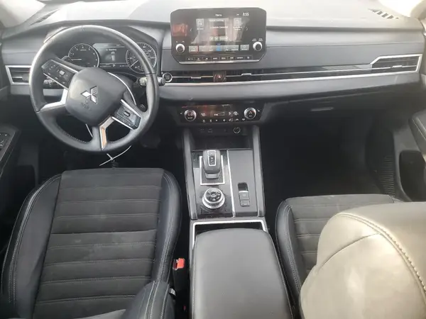 JA4J4VA89RZ021653 2024 MITSUBISHI OUTLANDER - Image 8