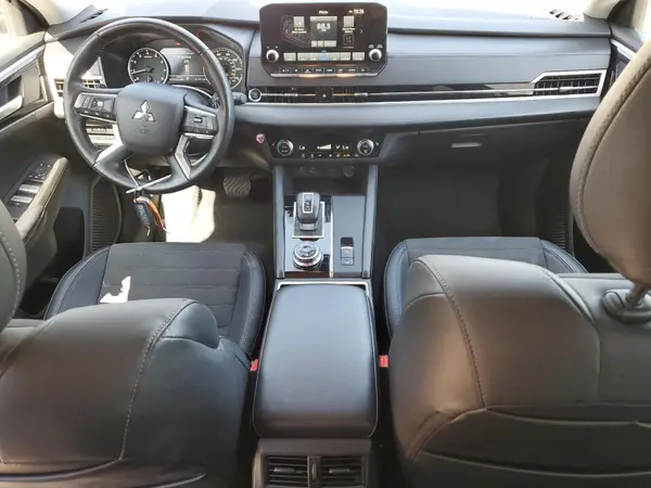 JA4J4VA89RZ048755 2024 MITSUBISHI OUTLANDER - Image 8