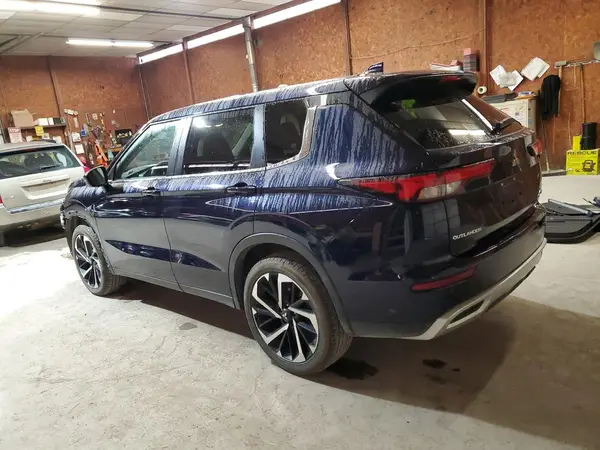 JA4J4VA89RZ052904 2024 MITSUBISHI OUTLANDER - Image 2