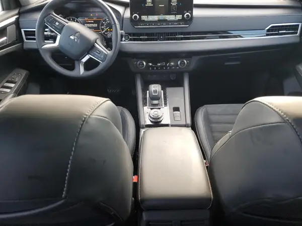 JA4J4VA89RZ053261 2024 MITSUBISHI OUTLANDER - Image 8