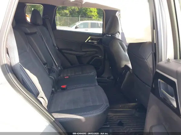 JA4J4VA89RZ059061 2024 MITSUBISHI OUTLANDER - Image 8